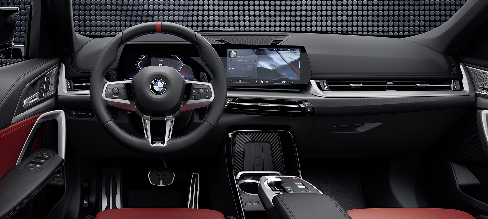 BMW X1 M35i xDrive detalj invändig utrustning ratt och display