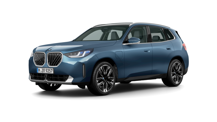 BMW X3 30e xDrive trefjärdedelsvy från sidan 